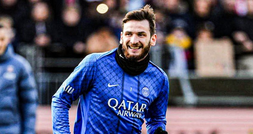 მოხვდა თუ არა ხვიჩა კვარაცხელია - FIFPRO წლის საუკეთესო თერთმეტეულს ადგენს