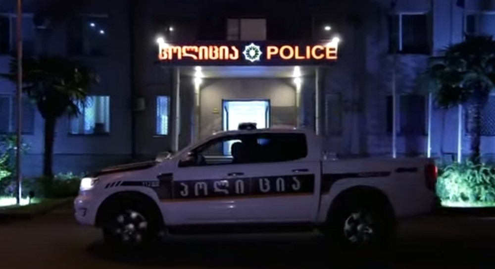 პოლიციამ აჭარაში განზრახ მკვლელობის მცდელობის ბრალდებით 1 პირი დააკავა